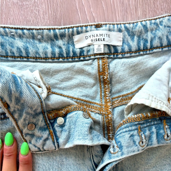 Dynamite Giselle Jeans barely worn and don’t fit me anymore. - Picture 1 of 2